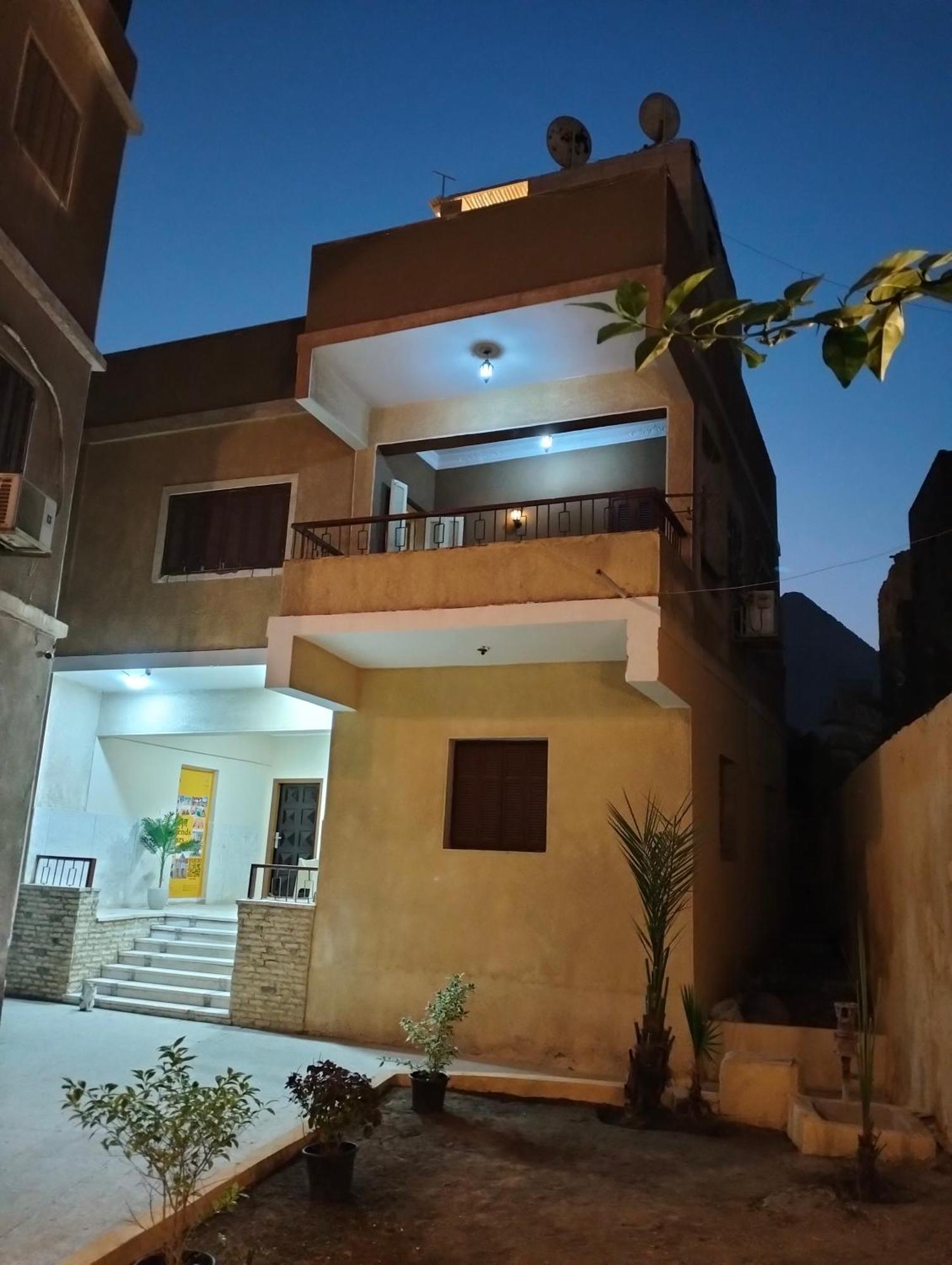 Antique Pyramids Inn Giza Ngoại thất bức ảnh