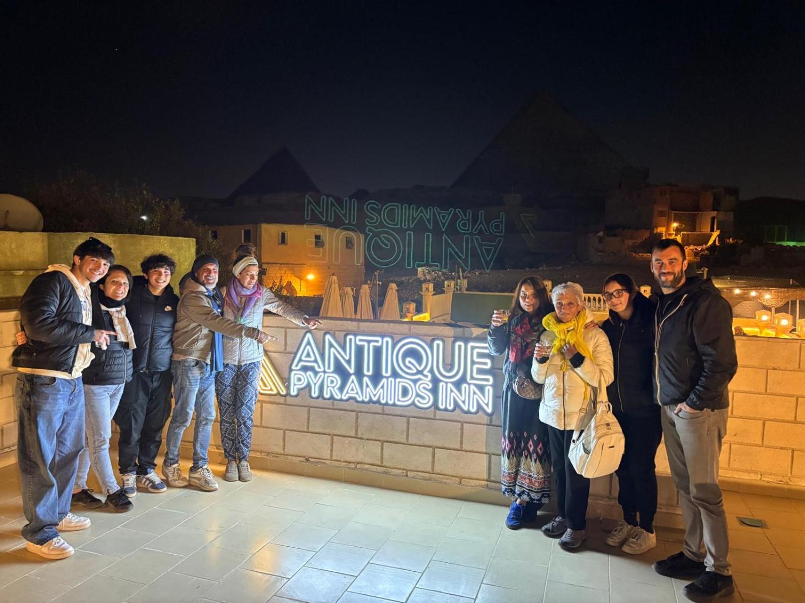 Antique Pyramids Inn Giza Ngoại thất bức ảnh