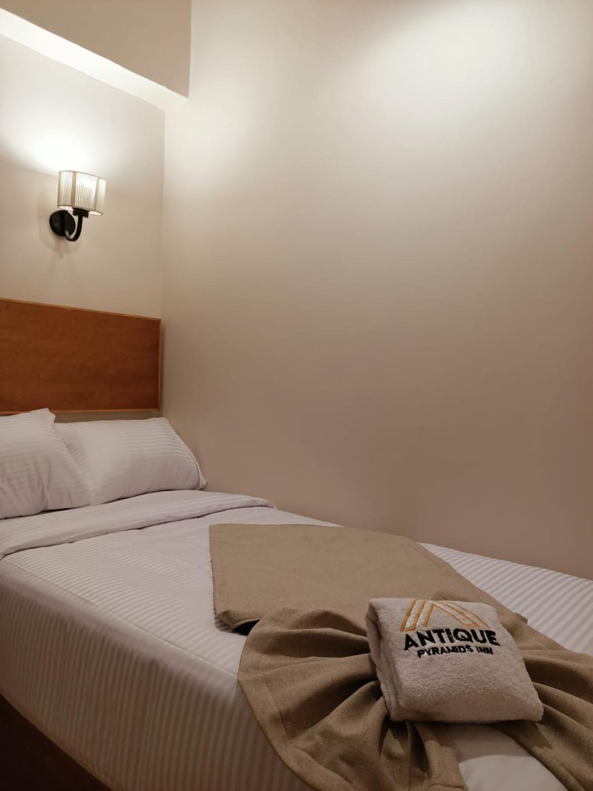 Antique Pyramids Inn Giza Ngoại thất bức ảnh